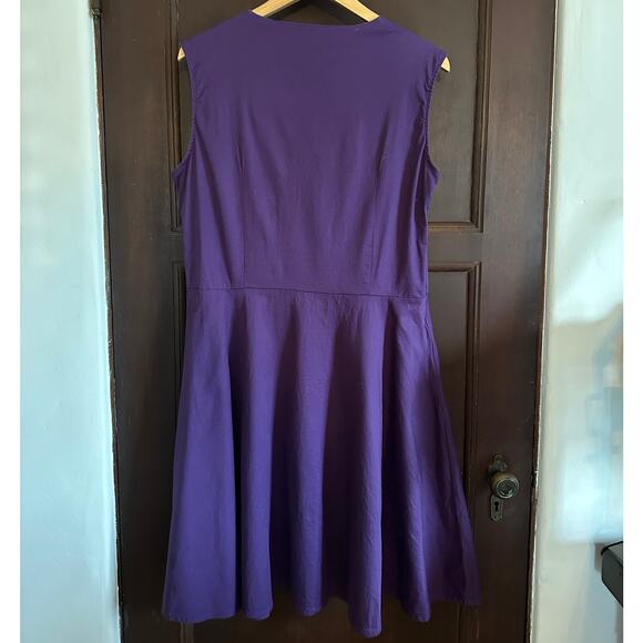 KILLREAL | Retro, Pinup Style Dress - Purple with floral insets | Size 3XL - Picture 4 of 4